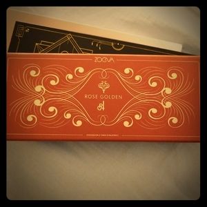 ZOEVA Rose Golden eyeshadow palette